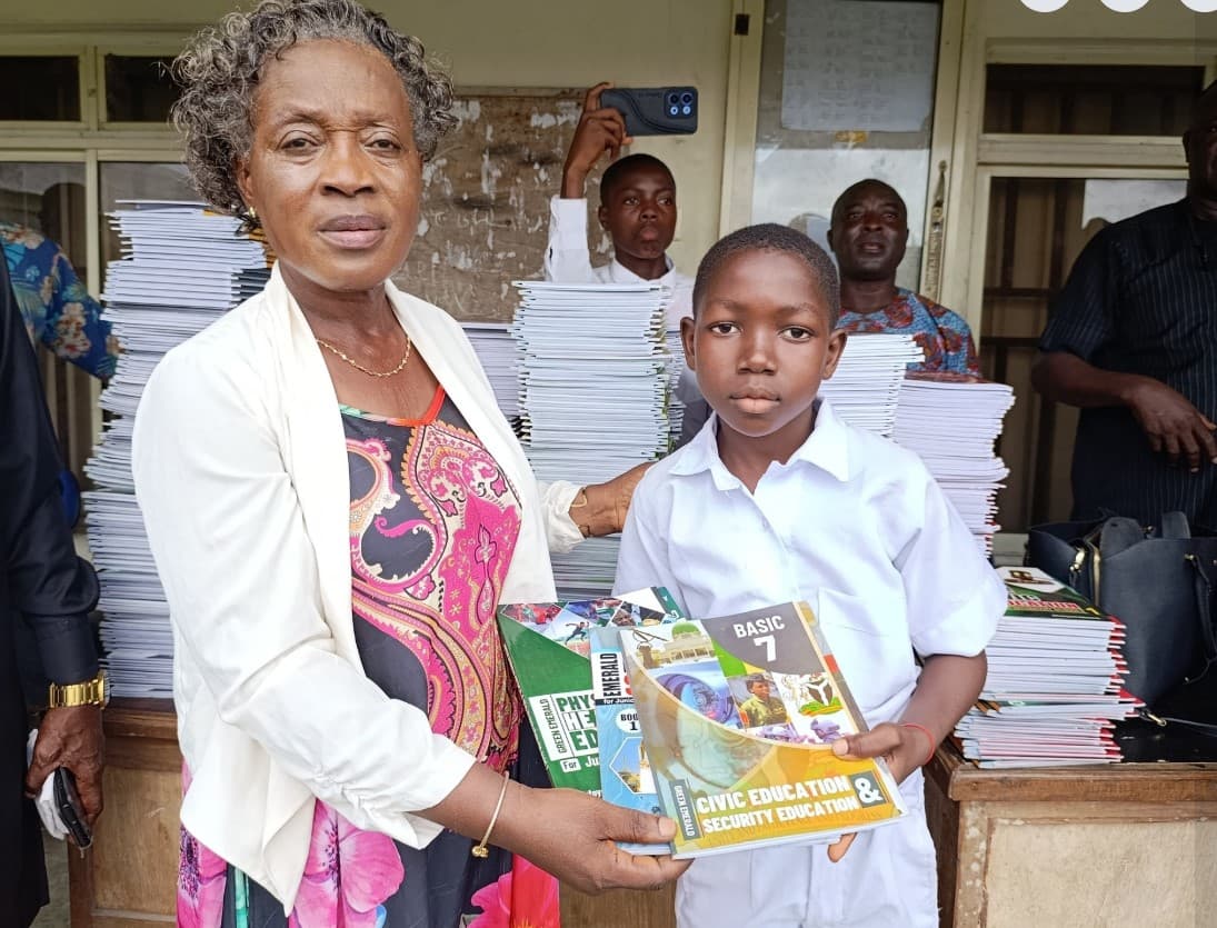 Images showing our impact in communities by books donations
