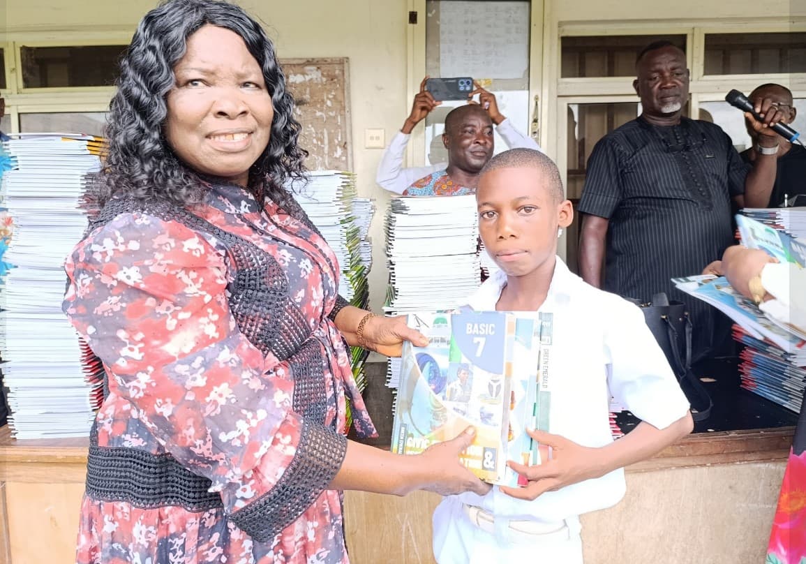 Images showing our impact in communities by books donations